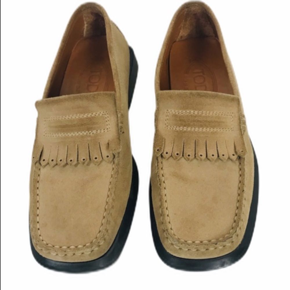 Tod’s Loafer Neutral Camel Brown Loafer Fringe